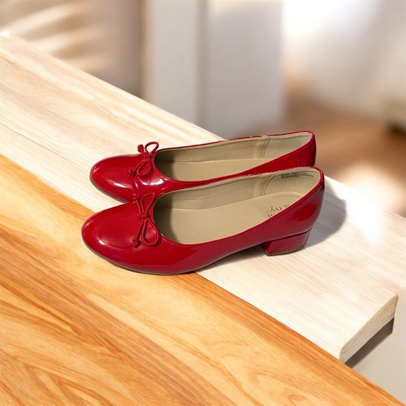 crown & ivy Shoes - Crown & Ivy Etta Flats Red 7M